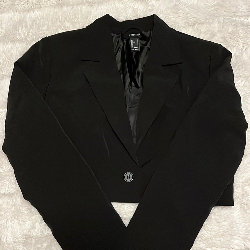 Black blazer. Size S.